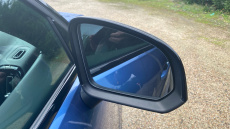 Volvo Xc40 2.0 T4 R DESIGN Pro 5dr AWD Geartronic Petrol Estate